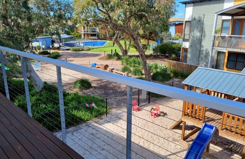Normanville Villa | Villa 32 South Shores Resort, Normanville - Delightful Beachside Villa