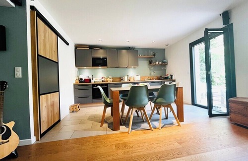 Montredon Villa | Villa 4 bedrooms Piscine Pétanque, 3 min from the sea