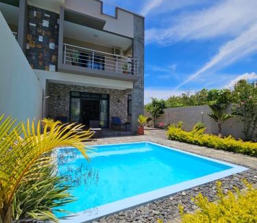 Flic-en-Flac Villa | Villa Aahana - Flic en Flac