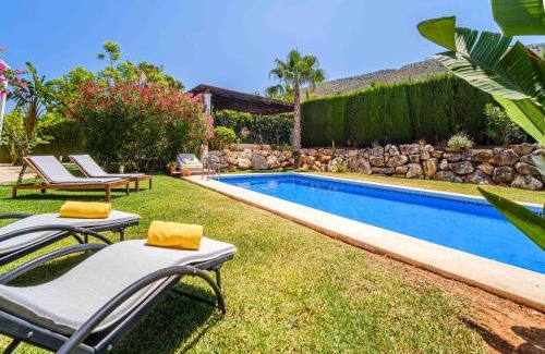 Cansalades Villa | Villa Abaesko by Rock Rentals