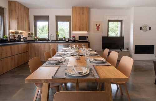 Vrachasi Villa | Villa Adagio - 5 bedroom villa with a heated eco-pool