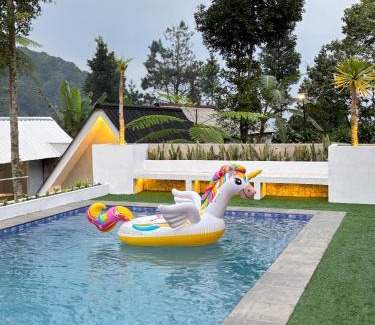 Megamendung Villa | Villa Adendri Riverhills 2