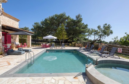 Agia Marina Villa | Villa Adnos - Serene surroundings