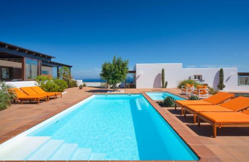 Yaiza Villa | Villa Agave/Villa Cardón