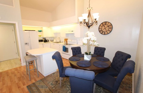 Parkdale Villa | Villa Agnes - Golf Course Villa with a Pool