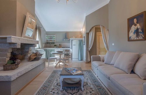 Fano Villa | Villa Alis 12 - Five Bedroom Villa, Sleeps 12