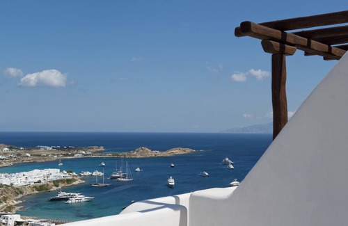 Psarou Villa | Villa Ammonite