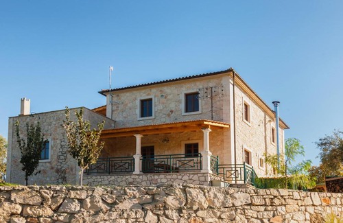 Vasilikos House | Villa Ampeli