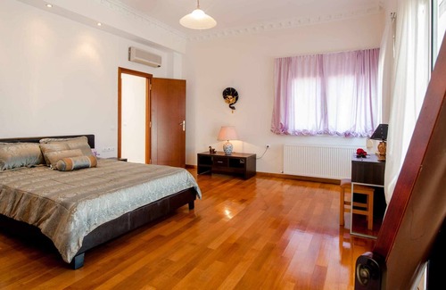 Kolymvari Villa | Villa Aphrodite with sea & mountain views