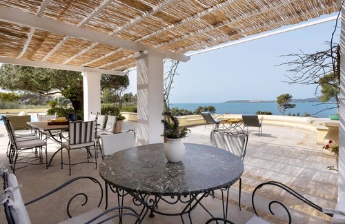 Kefalonia Villa | Villa Argostoli right by the sea
