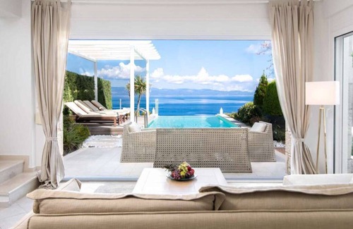 Paliouri Villa | Villa Ariadne by Fantasia Villas