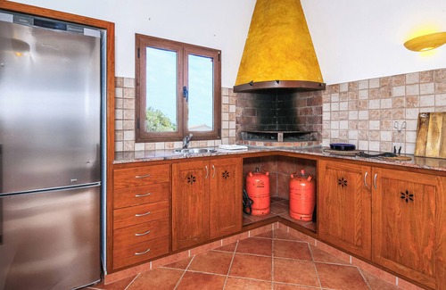 Cales Piques Villa | Villa 'Arianna' with Private Pool, Wi-Fi and Air Conditioning