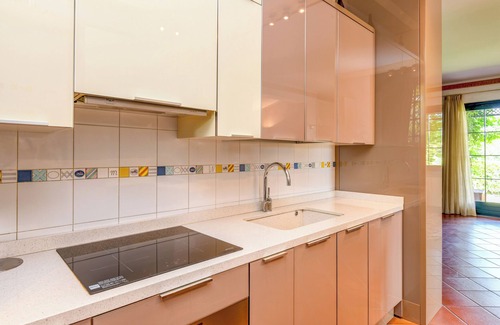 Padenghe sul Garda Villa | Villa Artemisia - elegance & relaxation just 300 m from Lake Garda