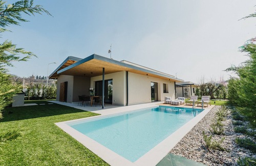 Montioni Villa | Villa 'Artylino' with Private Pool, Wi-Fi and Air Conditioning
