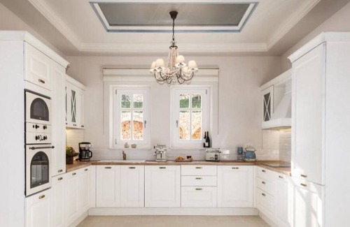 Skinaria Villa | Villa 'Arxontiko Stoufi' with Sea View, Wi-Fi and Air Conditioning