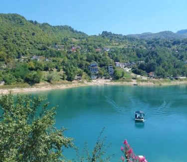 Konjic House | Villa AS na Jablaničkom jezeru