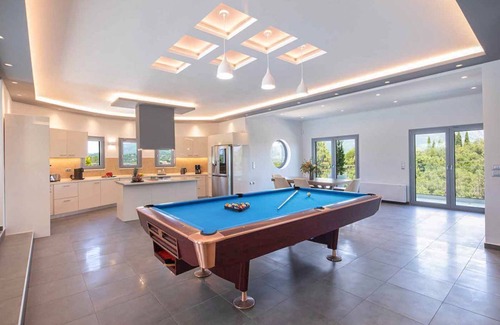 Limni Villa | Villa Asteria - Five Bedroom Villa, Sleeps 12