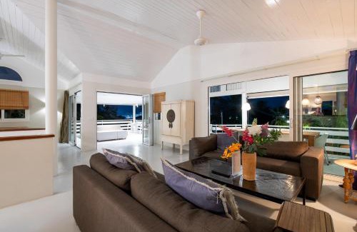 Marie Pampoen Villa | Villa at secured gated resort near Mambo Beach!