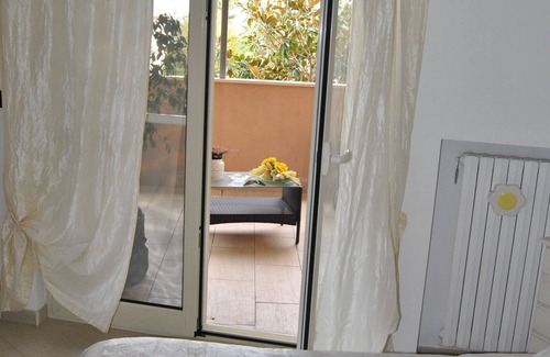 Municipio 5 Bed & Breakfast | Villa Aurora B&B