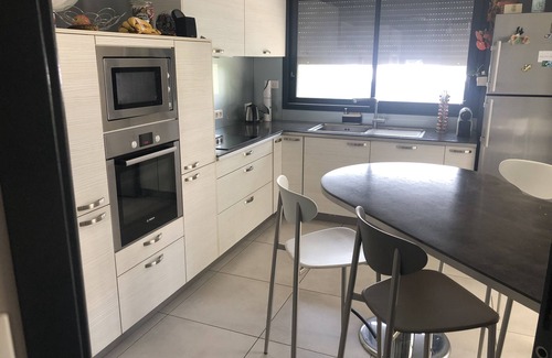 Arthes House | Villa Avec Piscine Proche Dalbi