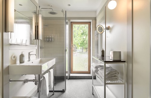 Atvidaberg Hotel | Villa Baro