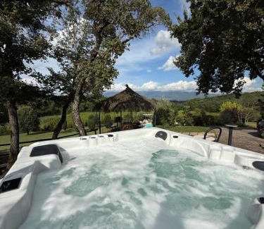 Cavriglia Villa | Villa Bella Lisa with Pool and Jacuzzi