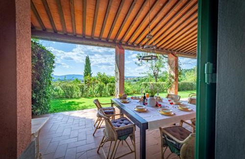 Bivio Pozzo Villa | Villa Belvedere Stylish Villa on Tuscan Hills