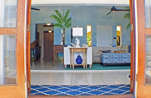 Slob Villa | 💙Villa Bliss💙 Unforgettable Views ~ Desirable East End on Gated 2.5 Acres