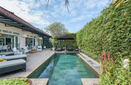Drupadi Villa | Villa Bloom 3 - Coastal Beach Villa 2 brm Sleeps 4 SEMINYAK BEACH