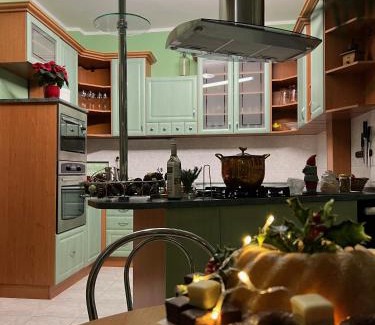 Belusske Slatiny Villa | Villa Briggs