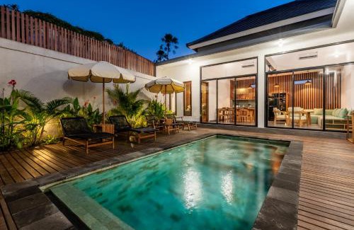 Batu Bolong Villa | Villa Brueys