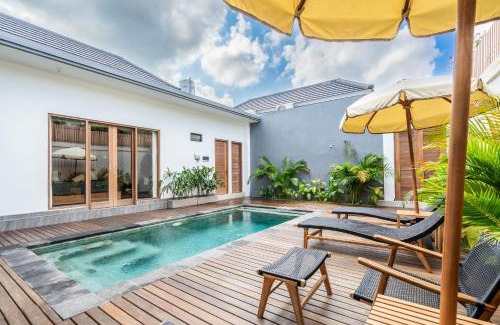 Batu Bolong Villa | Villa Brueys