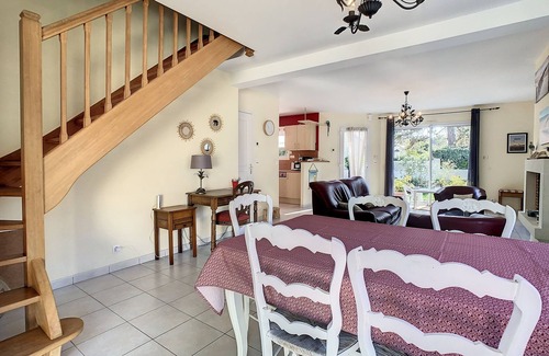 (le) Mesnil Hue House | Villa BZ 1min from the sea wall and its sandy beach