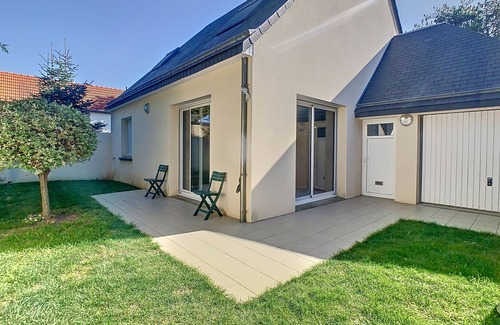 (le) Mesnil Hue House | Villa BZ 1min from the sea wall and its sandy beach