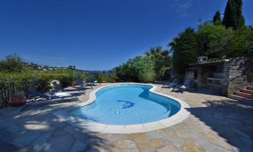 Cavaliere Villa | Villa Capocio
