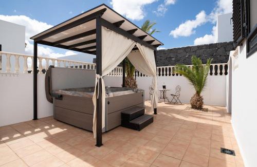 Los Mojones Villa | Villa Carolina