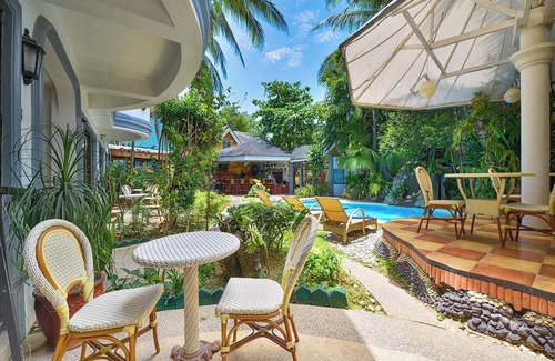 Boracay Island Apartment | Villa Casa de Loft+Kitchen 2 Min to White Beach