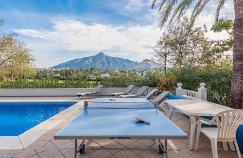 Nueva Andalucia Villa | Villa Casa La Concha - Luxury 6 bedroom Villa in Marbella, Beautiful Mountain View, Heated Swimming Pool, 15min walk to Puerto Banus Beaches, Sleeps up to 12