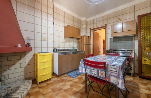 Sarroch House | Villa “Casa Vacanze Elena” with Garden, Terrace & Pool