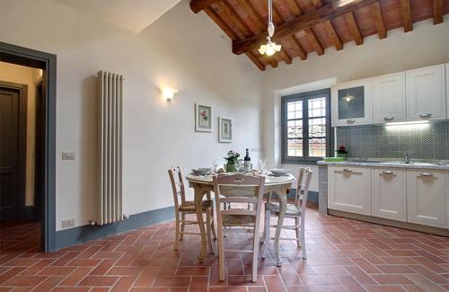 Calenzano Apartment | Villa Casaglia 1-apartment With Shared Pool