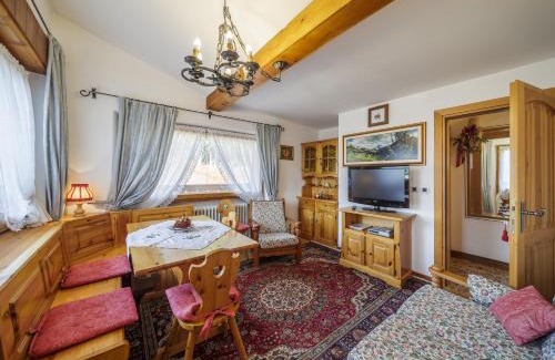 Cortina d'Ampezzo Historic Centre Apartment | Villa Casanova - Stayincortina