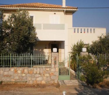 Katakali House | Villa Catherine