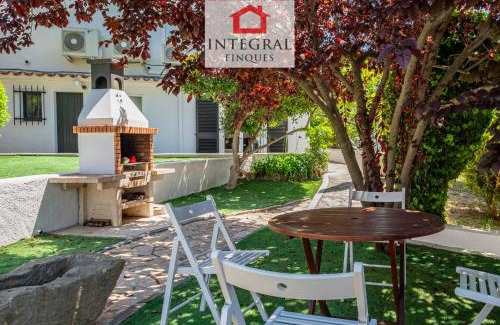 Vall-Llobrega Villa | Villa Celeste