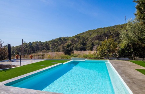 Vall-Llobrega Villa | Villa Celeste, spacious house surrounded by nature and with private pool