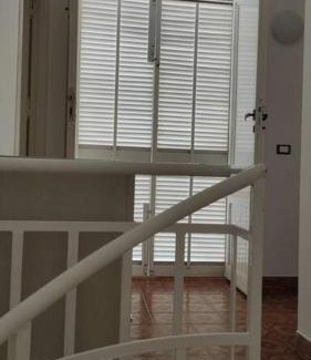 Capaci House | VILLA CHIARA 200 MT DA MARE SPIAGGIA LIBERA SABBIA