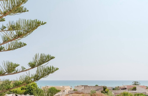 Triscina Villa | Villa "Chiara" with Sea View, Terrace, Wi-Fi & Air Conditioning