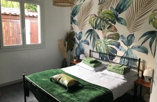 Carnoux-en-Provence Villa | Villa Cléa, belle propriété provençale, jardin, piscine, au calme