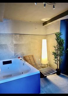 Blevio House | VILLA Como, Jacuzzi Spa and Private Pool