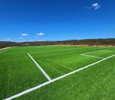 La Salzadella Villa | Villa con piscina, campo fútbol y pádel