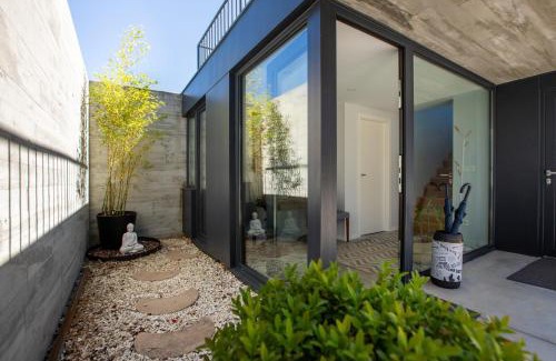 Teo Villa | Villa con piscina y jardín, Santiago de Compostela